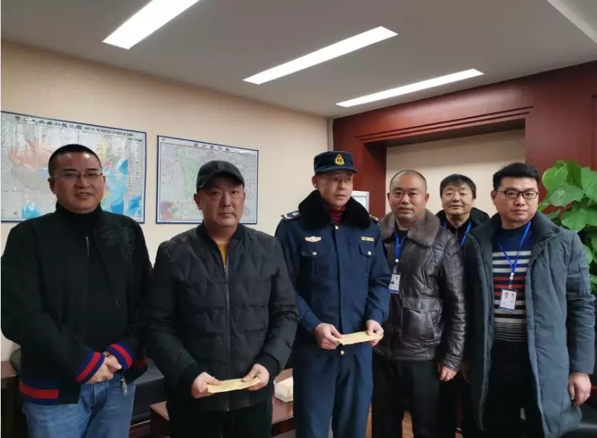 6405.webp.jpg 6405.webp.jpg