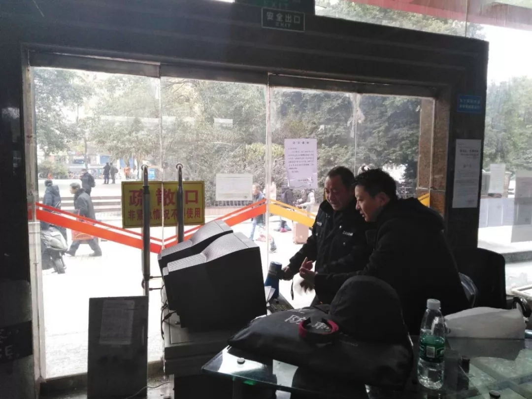 6408.webp.jpg 6408.webp.jpg