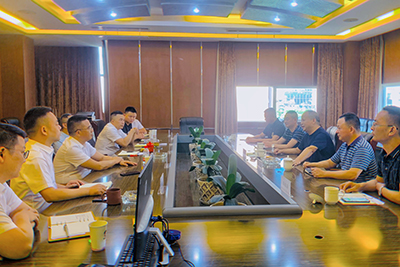 ǿѧ  ȺȺͬӪ˼Ŷ³±һе77˵н