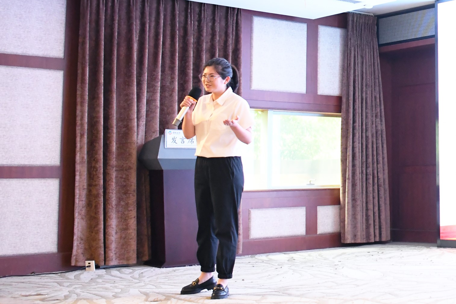 程鑫.jpg 程鑫.jpg